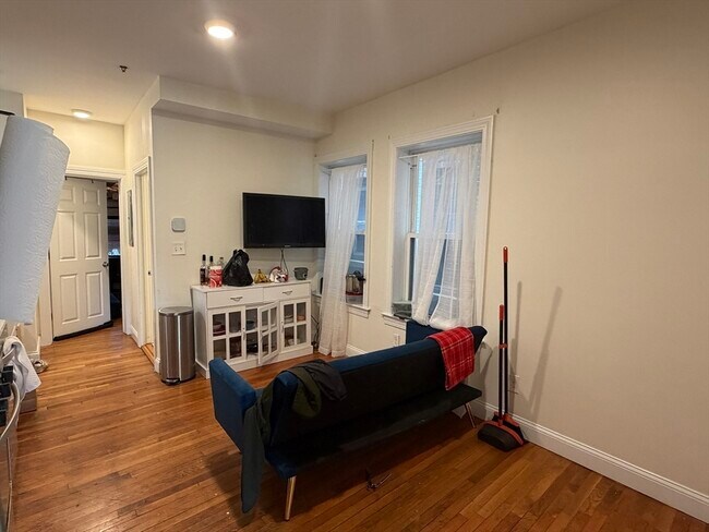 Foto del edificio - 830 Huntington Ave