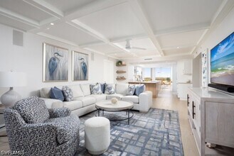 Building Photo - 6849 Grenadier Blvd