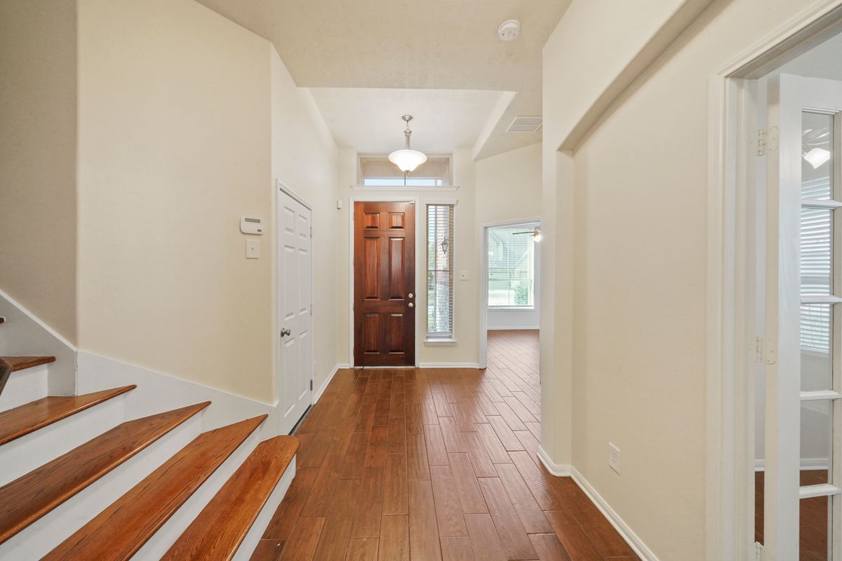 Foto del edificio - 12419 Tyler Springs Ln
