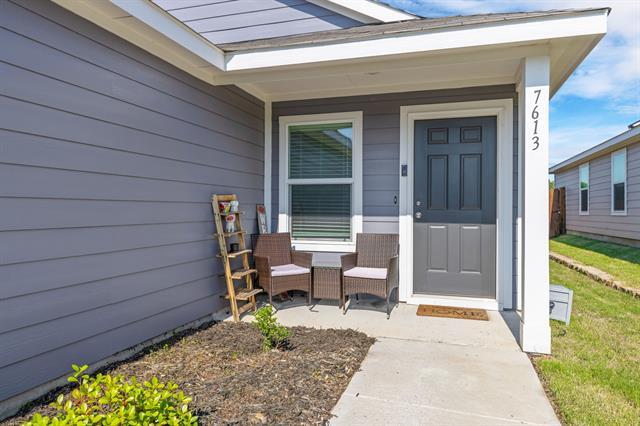 Foto del edificio - 7613 Bluebell Ln