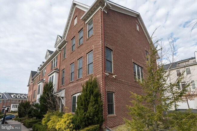 Foto del edificio - 3309 S Kemper Rd