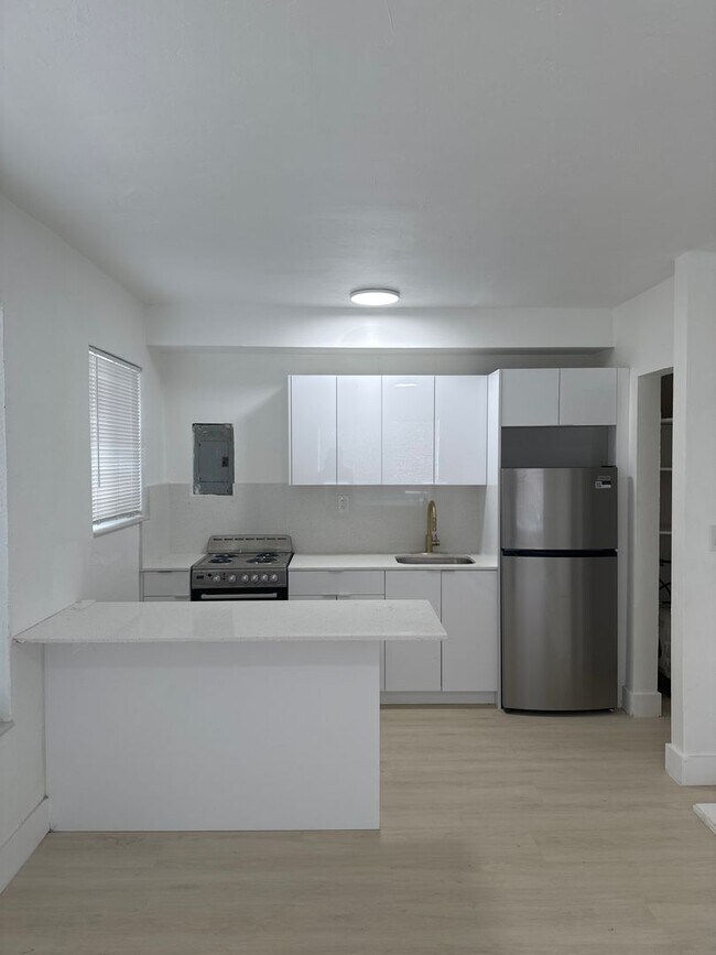 Foto del edificio - 5601 N Miami Ave