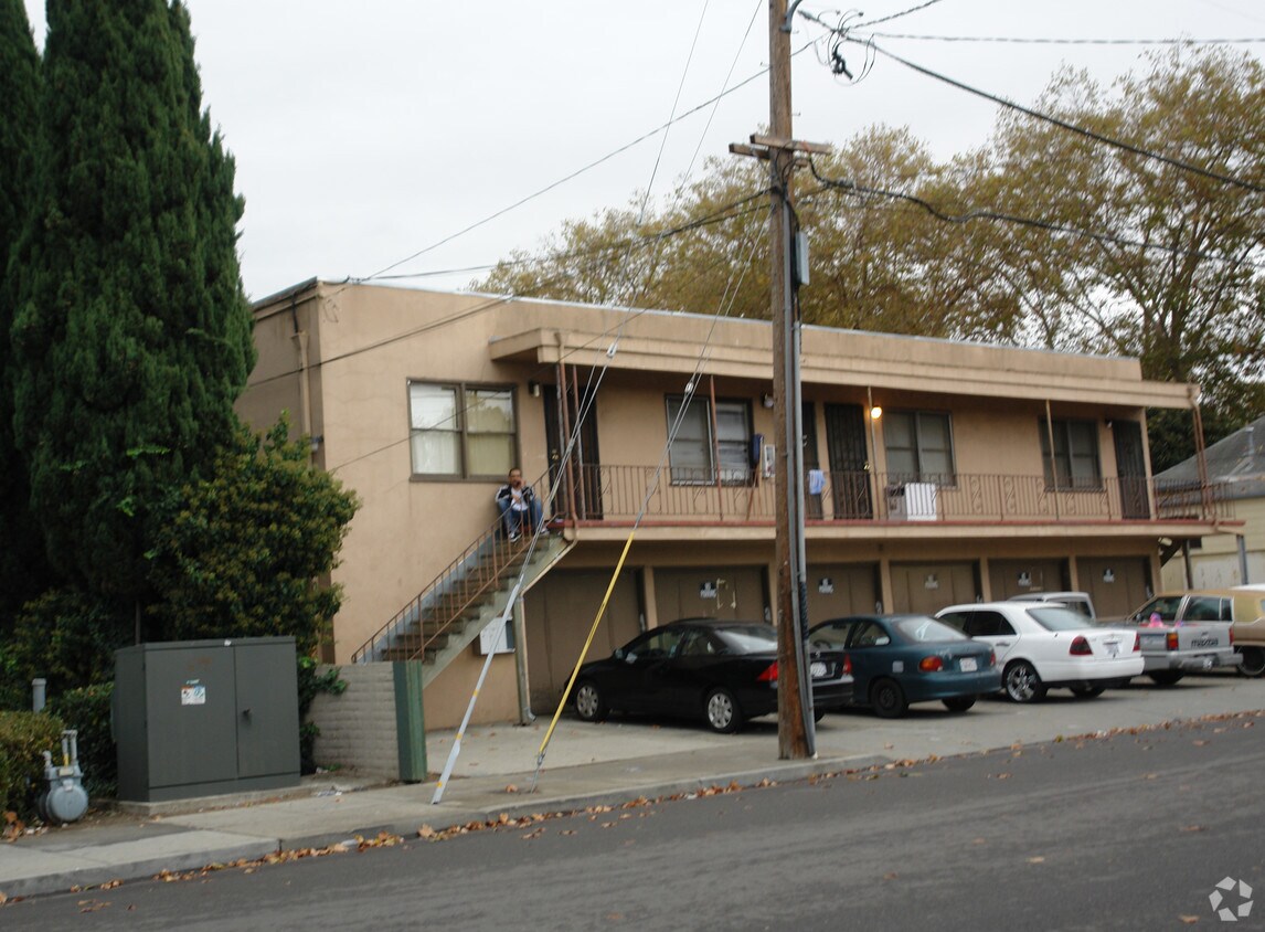 Building Photo - 22520 Alice St