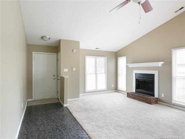 Building Photo - 6757 Candlewood Dr