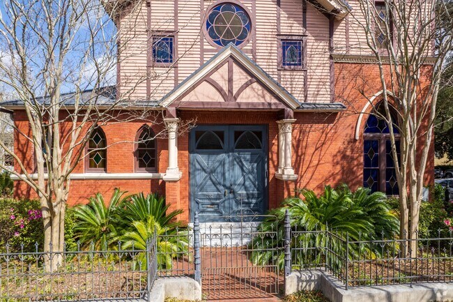Foto del edificio - 202 W Duffy St