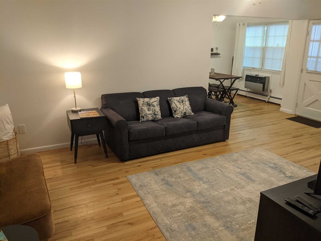 1 Colonial Rd, Beacon, NY 12508 Condo for Rent in Beacon, NY