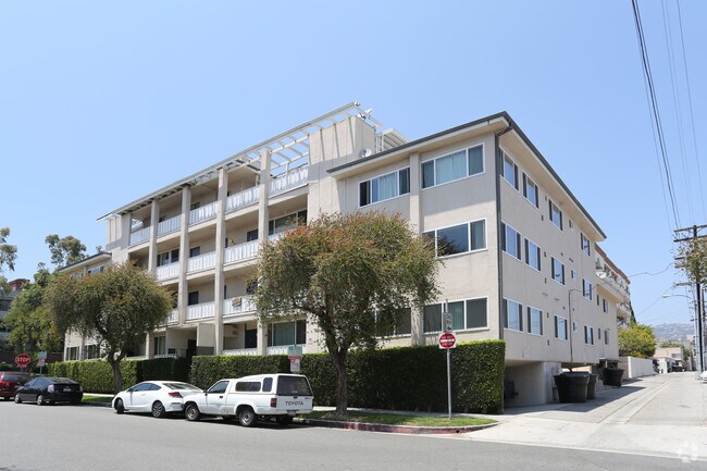 Foto del edificio - 202 N Clark Dr