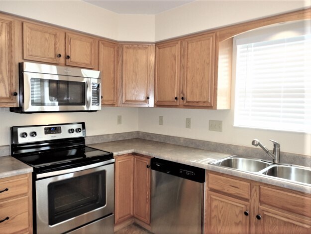 Building Photo - 10529 Williamswoods Drive