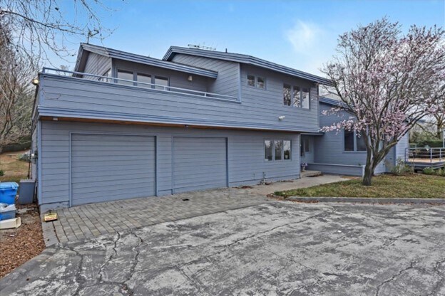 Foto del edificio - 10590 Crothers Rd