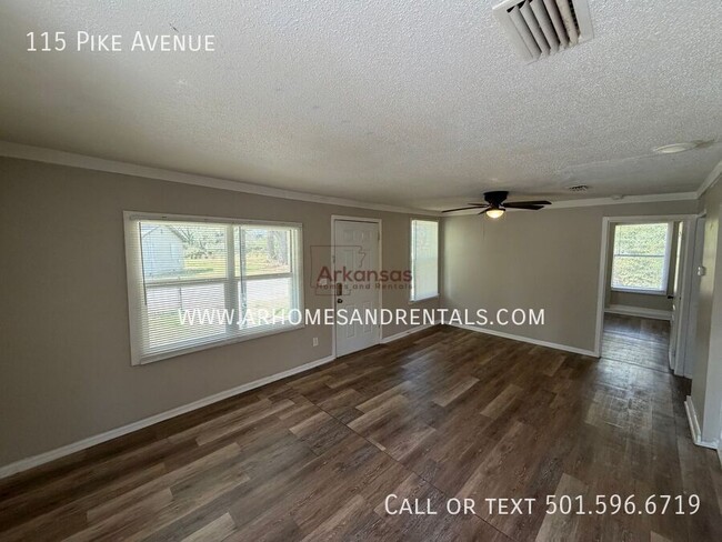 Building Photo - 115 Pike Ave