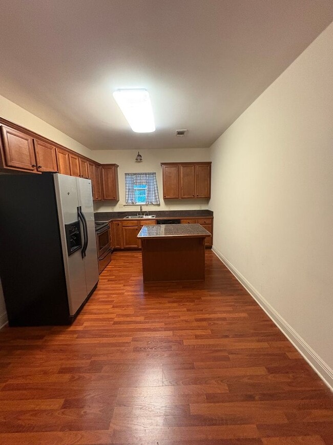 Building Photo - Ruella Duplexes