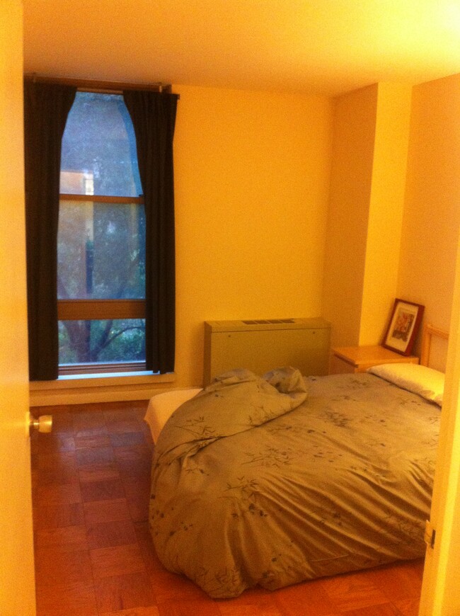 Bedroom - 1260 21st St NW