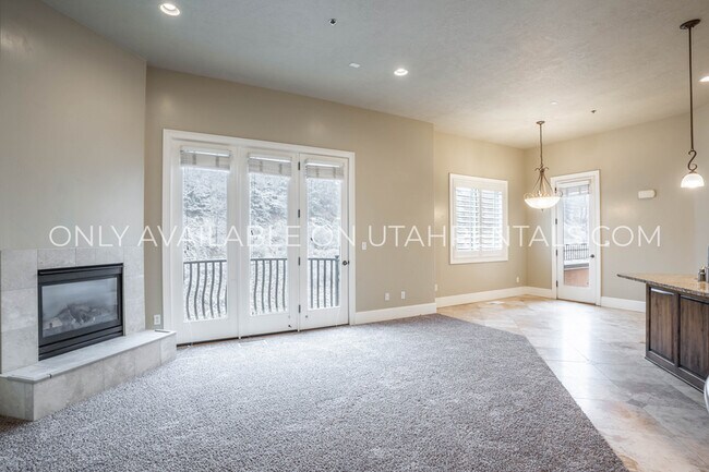 Foto del edificio - 5176 N University Ave