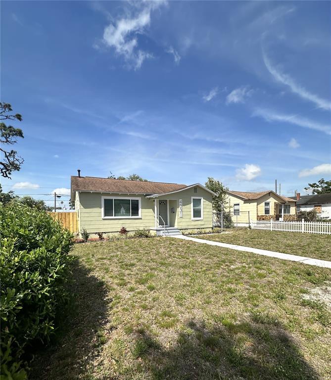Primary Photo - 4331 Fairfield Ave S