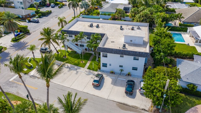 Building Photo - 206 Inlet Way