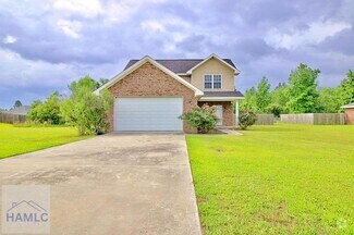 Building Photo - 150 Timberland Dr NE