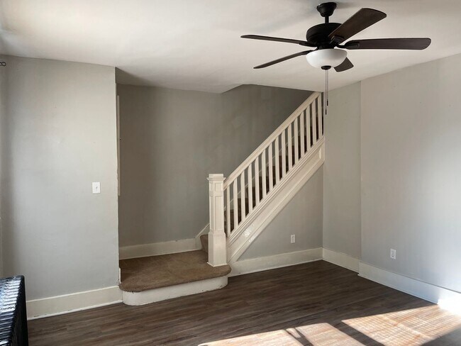 Photo - UPDATED 3 BR / 1 BATH HOME WITH OFFICE, NE...