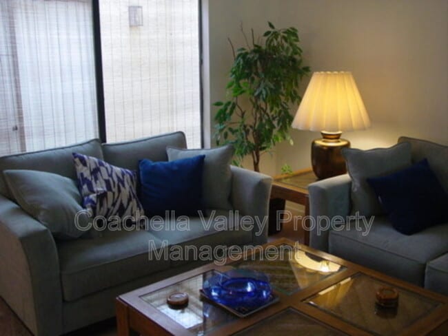 Building Photo - 1800 Paseo Racqueta