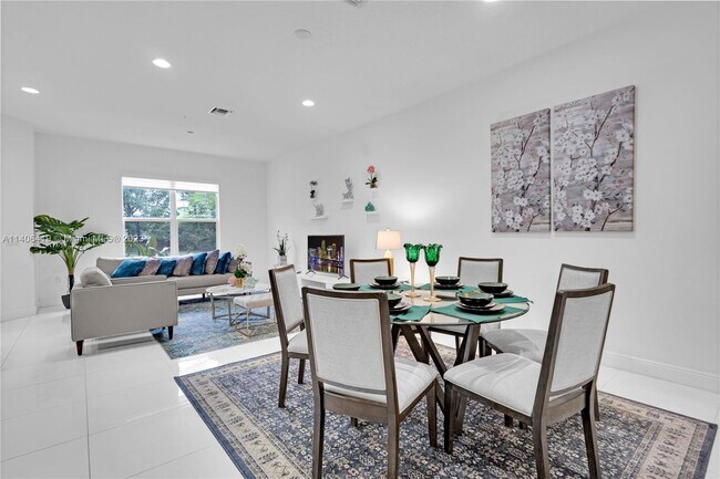Foto del edificio - 12411 NW 18th Ct