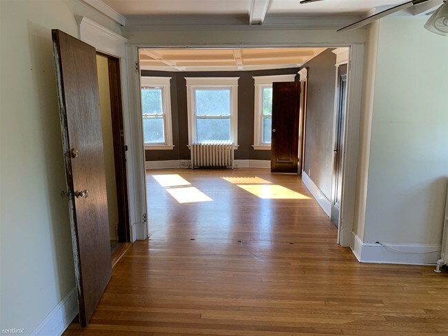 Building Photo - 2 br, 1 bath Apartment - 409 Ellsworth Ave