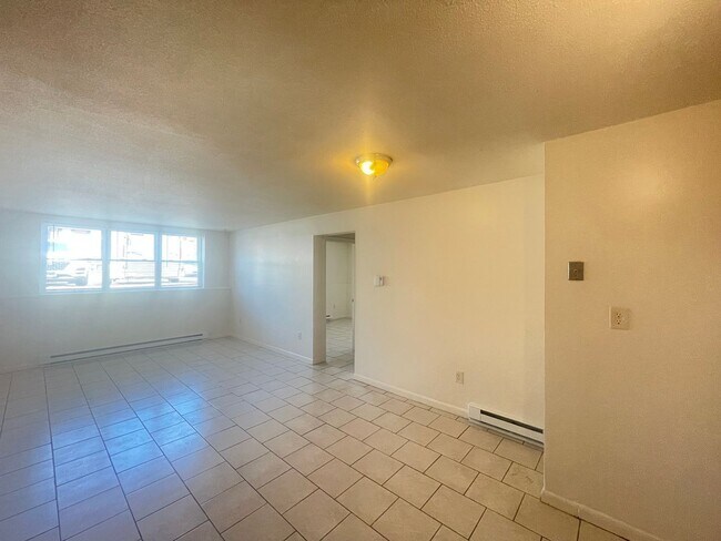 Foto del edificio - 173 Loudon Rd