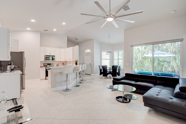 Building Photo - Escape to Florida – Fully Furnished Season...