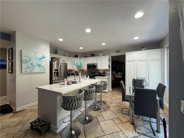 Foto del edificio - 2678 N Bentley St