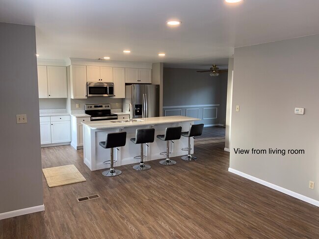 Living room/ kitchen/dining room - 109 Danea Ln