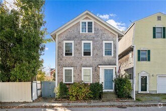 Building Photo - 12 Callender Ave