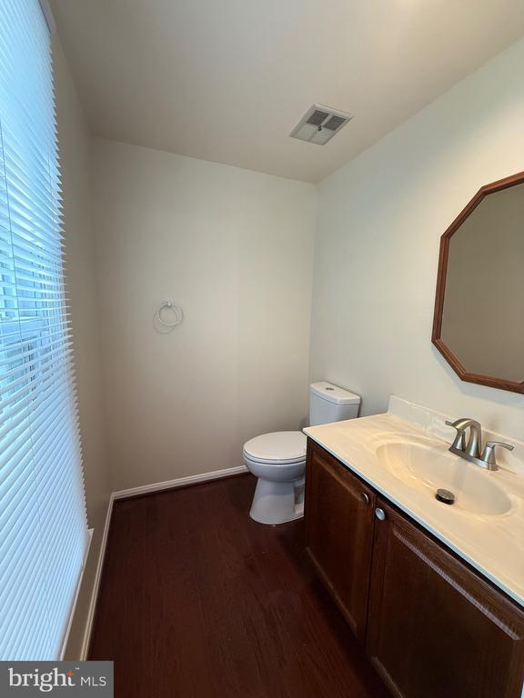 Building Photo - 5805 Coolidge Ct