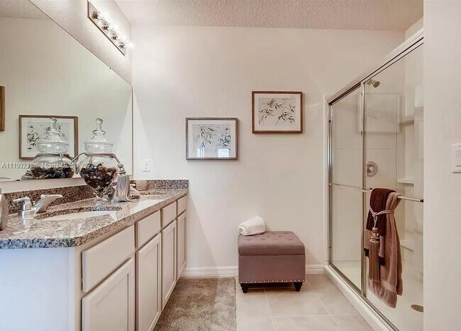 Foto del edificio - 2811  Ivy Lake  2811 Lakeland Fl 33811