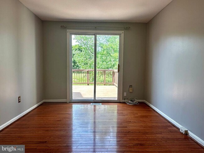 Foto del edificio - 6504 Brookleigh Way