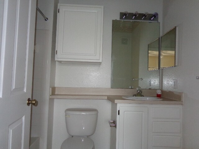 Foto del edificio - 1225 Lake Shadow Cir