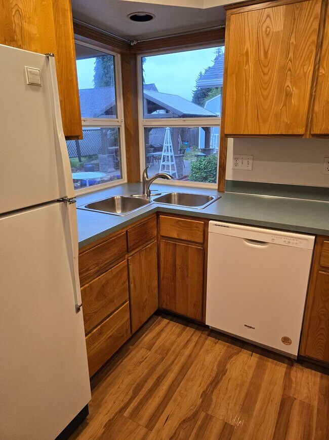 Foto del edificio - 2 Bedroom in Excellent Location!