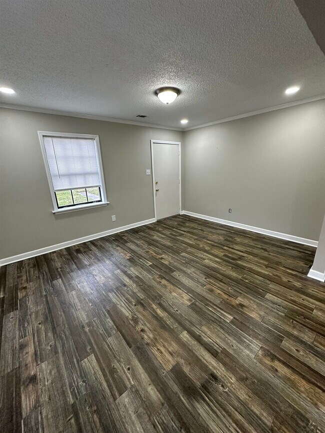 Foto del edificio - 4925 Easley St