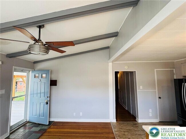 Foto del edificio - 1522 Elayne St