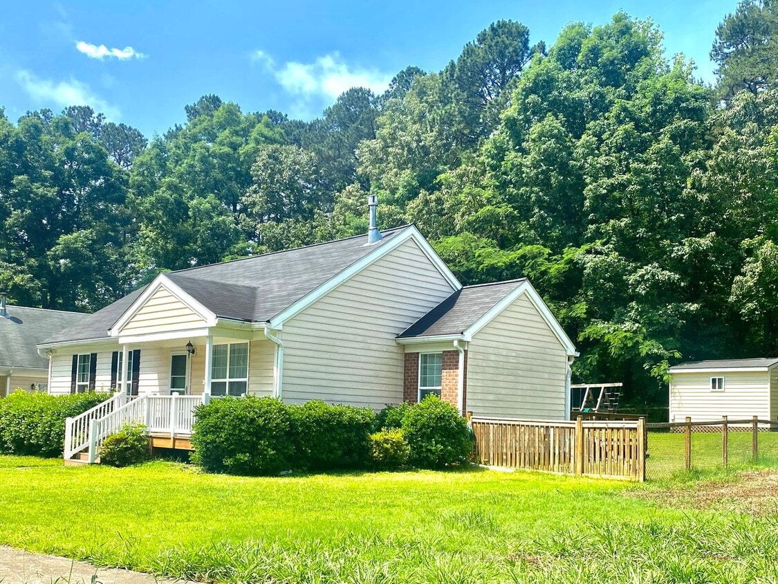 Building Photo - 5612 Christie Ln