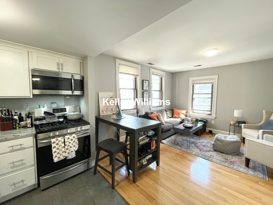 377 W Broadway Unit 3, Boston, MA 02127 Apartments in Boston, MA