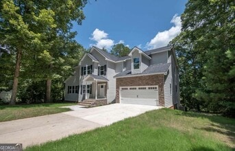 Building Photo - 62 Fennell Ln