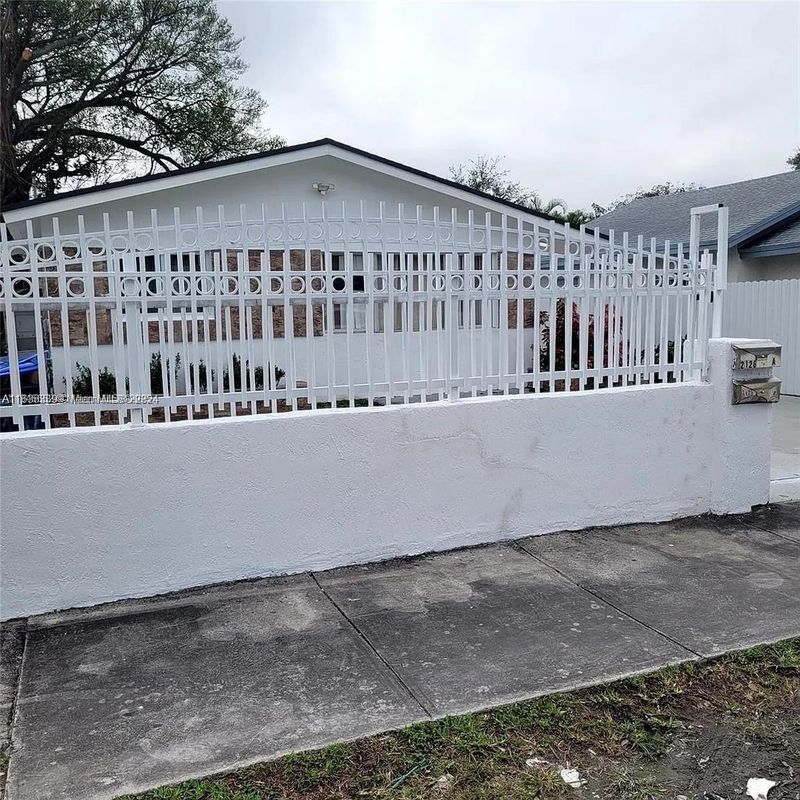 Foto del edificio - 2126 NW 47th St