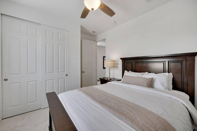 Foto del edificio - 5888 Indian Wls Ct