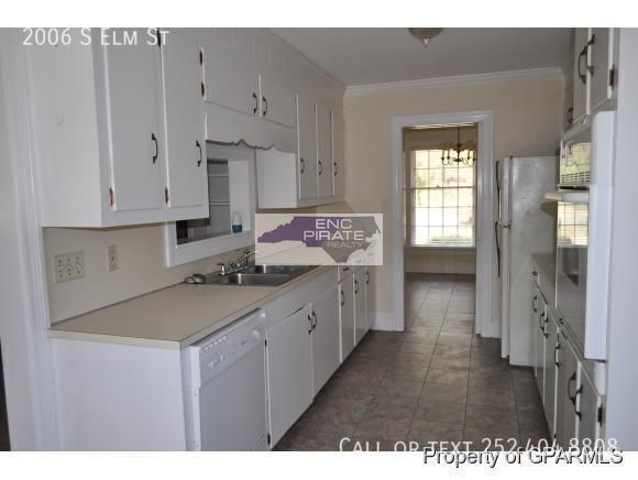 Photo - 2006 S Elm St- House