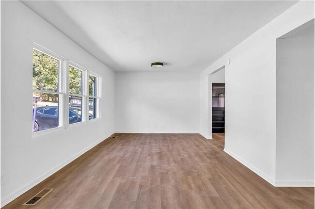 Building Photo - 3714 Thrushwood Dr