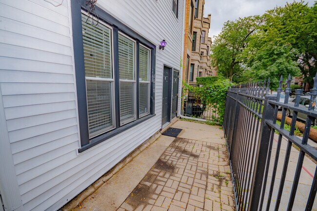 Foto del edificio - 1618 N Rockwell St