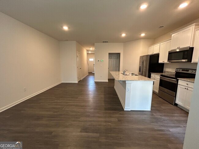 Foto del edificio - 5320 Barberry Ave