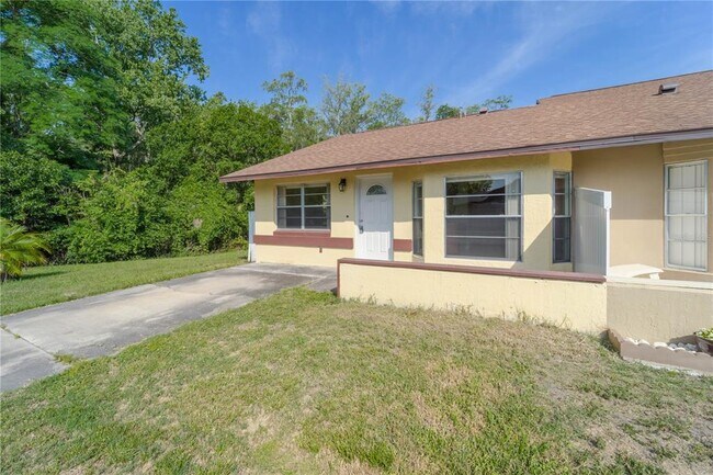 Foto del edificio - 3352 Netherwood Dr