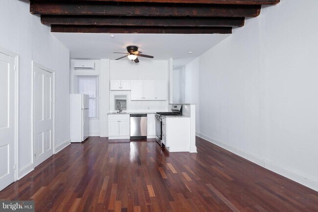 Foto del edificio - 633 N 3rd St