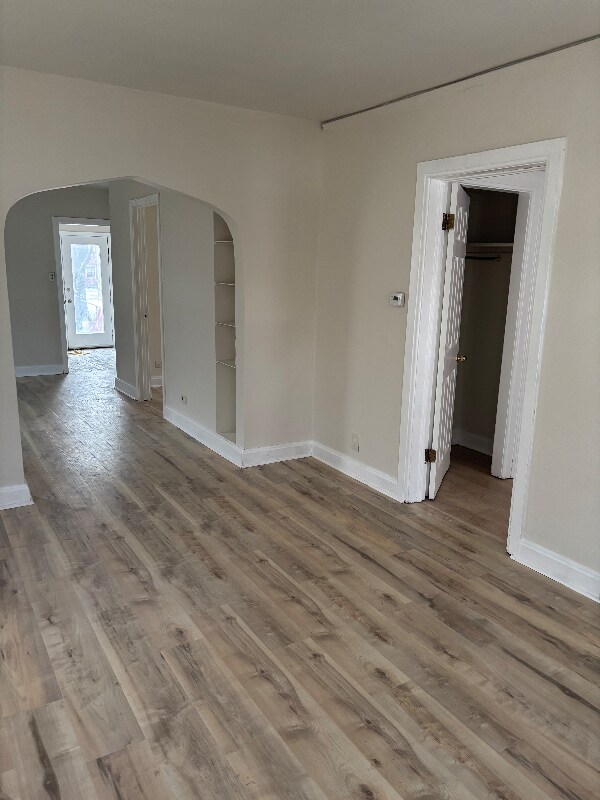 Foto del edificio - 607 Oakton St