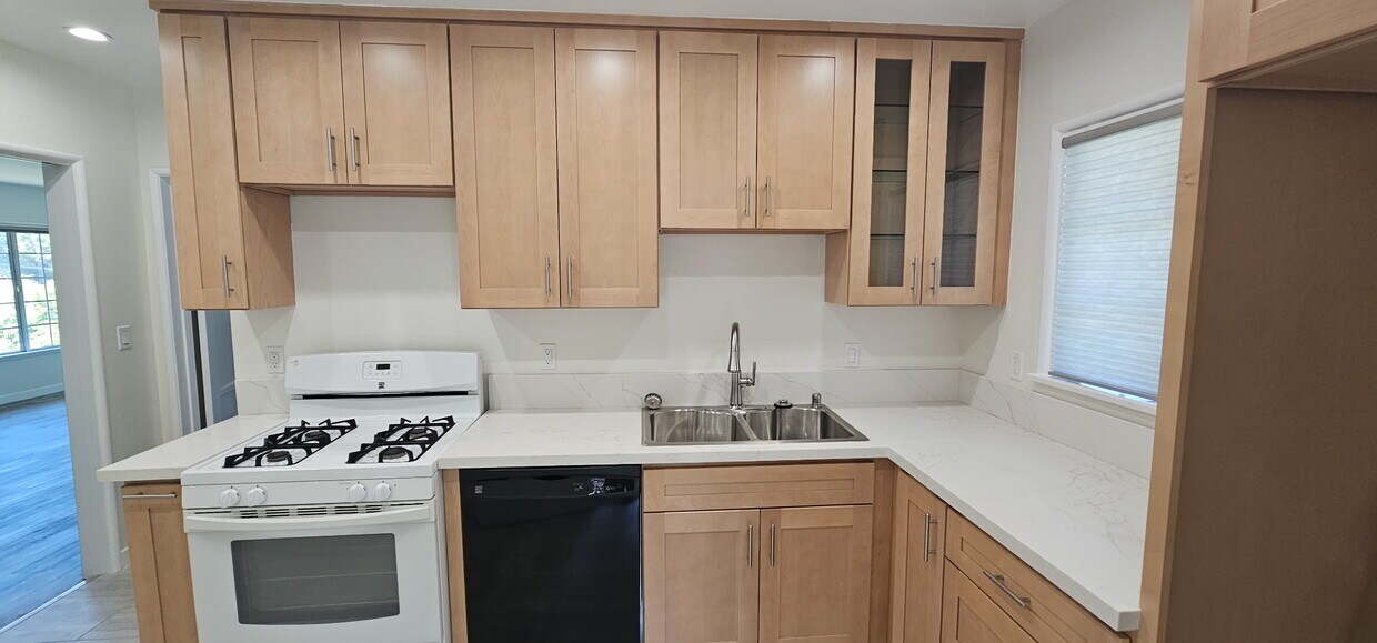 Foto principal - 3622 Stancrest Dr