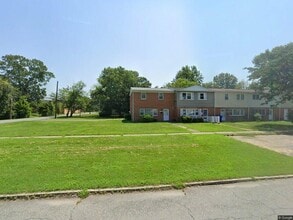 Building Photo - 101 Charles Pl